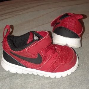 Nike baby shoes, 4C